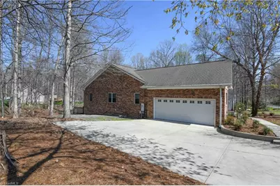 521 Dogwood Drive, Liberty, NC 27298 - Photo 29