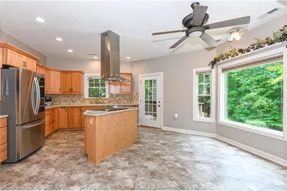 521 Dogwood Drive, Liberty, NC 27298 - Photo 9