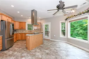 521 Dogwood Dr, Liberty, NC 27298 - Photo 9