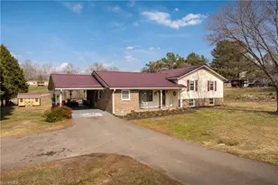 2198 S McKinney Rd, Mount Airy, NC 27030 - Photo 3
