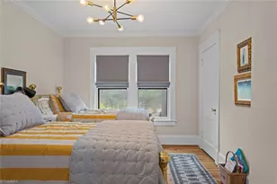 1606 End Pl W, Greensboro, NC 27403 - Photo 17