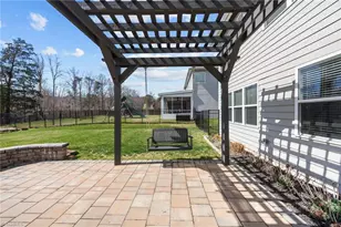 817 Blue Moon Ct, Greensboro, NC 27455 - Photo 27