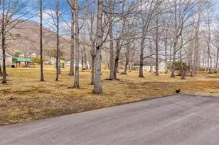 140 New Beginnings Dr, West Jefferson, NC 28694 - Photo 11