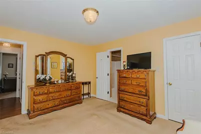 303 N Seventh Street, Mebane, NC 27302 - Photo 9