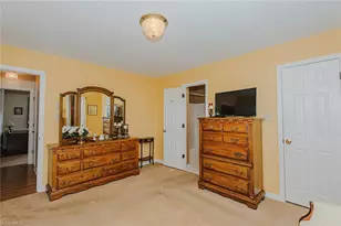 303 N 7th St, Mebane, NC 27302 - Photo 9