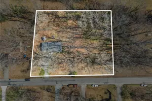 3818 Edgewood Terrace Rd, Greensboro, NC 27406 - Photo 7