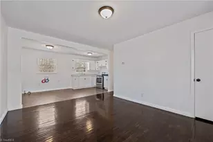 3818 Edgewood Terrace Rd, Greensboro, NC 27406 - Photo 15