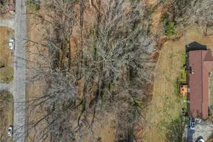 3818 Edgewood Terrace Rd, Greensboro, NC 27406 - Photo 39