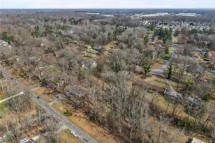 3818 Edgewood Terrace Rd, Greensboro, NC 27406 - Photo 37