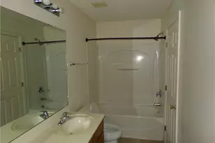 211 Malamute Ln, Greensboro, NC 27407 - Photo 9