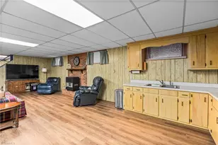 3519 Woodview Dr, High Point, NC 27265 - Photo 37