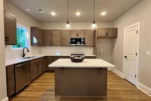 224 Longwood Dr, Winston-Salem, NC 27104 - Photo 5