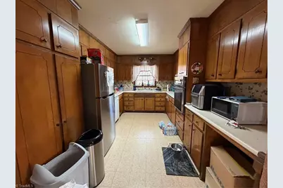 2853 Longpine Road, Burlington, NC 27215 - Photo 3