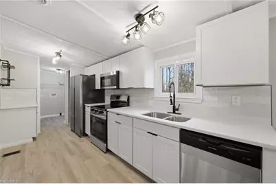 572 Fieldtop Drive, Winston-Salem, NC 27107 - Photo 13