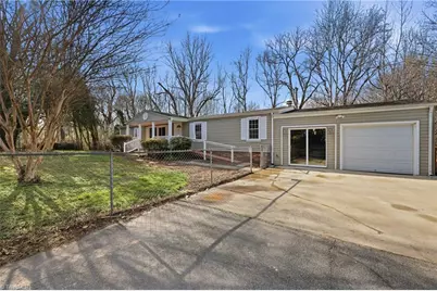 572 Fieldtop Drive, Winston-Salem, NC 27107 - Photo 3