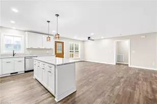 242 Bradley Farm Rd, Statesville, NC 28625 - Photo 9