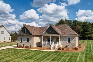 248 Wild Fern Ln, Reidsville, NC 27320 - Photo 3