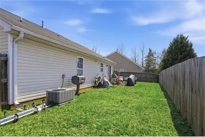 5812 Huckleberry Court, Winston-Salem, NC 27105 - Photo 27