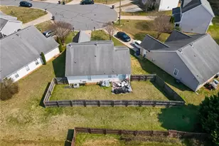 5812 Huckleberry Ct, Winston-Salem, NC 27105 - Photo 29