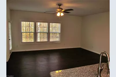 2606 Pennoak Way #F, Greensboro, NC 27407 - Photo 5