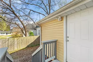 2002 Spring Garden St, Greensboro, NC 27403 - Photo 35