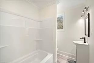 2002 Spring Garden St, Greensboro, NC 27403 - Photo 25