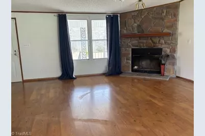 5530 Drake Road, Greensboro, NC 27406 - Photo 3