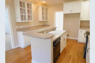 4108 Stillbrook Lane, High Point, NC 27265 - Photo 9