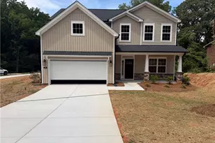 228 Longwood Dr, Winston-Salem, NC 27104 - Photo 1
