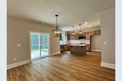 228 Longwood Drive, Winston-Salem, NC 27104 - Photo 11