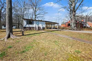 503 Cedar St, Eden, NC 27288 - Photo 5