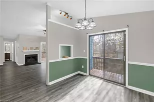 9 Dunnberry Ct, Greensboro, NC 27455 - Photo 9