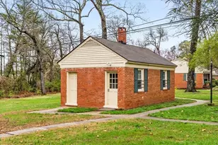 1216 Pamlico Dr, Greensboro, NC 27408 - Photo 29