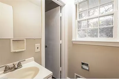 849 Rankin Street, Winston-Salem, NC 27101 - Photo 9