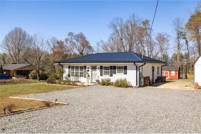 1067 Nc Highway 87, Reidsville, NC 27320 - Photo 3