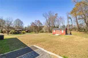 1067 Nc Hwy 87, Reidsville, NC 27320 - Photo 25