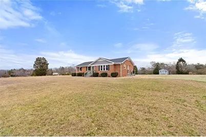 8204 Nc Highway 68, Stokesdale, NC 27357 - Photo 7