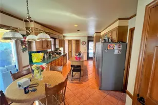 1089 Hillsdale Dr, Asheboro, NC 27203 - Photo 5