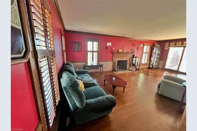 1089 Hillsdale Drive, Asheboro, NC 27203 - Photo 11