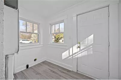 801 E Lexington Avenue, High Point, NC 27262 - Photo 11