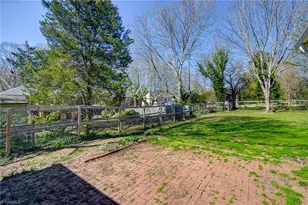 2229 Cherokee Ln, Winston-Salem, NC 27103 - Photo 31