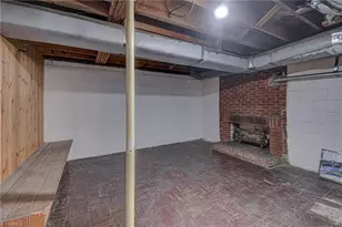 2229 Cherokee Ln, Winston-Salem, NC 27103 - Photo 25