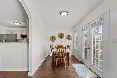 295 Calinda Drive, Thomasville, NC 27360 - Photo 7