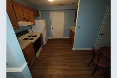 6004 Stone Bluff Drive, Clemmons, NC 27012 - Photo 7