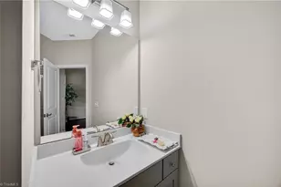 2415 Albemarle Ct, Winston-Salem, NC 27106 - Photo 23