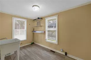 1006 Silver Ave, Greensboro, NC 27403 - Photo 25