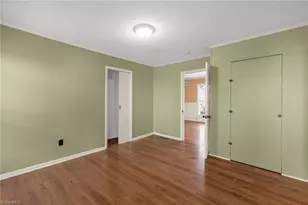 1006 Silver Ave, Greensboro, NC 27403 - Photo 21