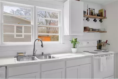 319 Avery Avenue, High Point, NC 27265 - Photo 5