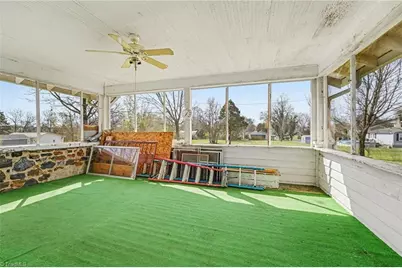 402 E Main Street, Boonville, NC 27011 - Photo 33