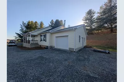 47 Peacock Lane, Sparta, NC 28675 - Photo 3